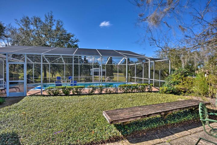 Cottage w / Private Pool - Walk to Lake Wales!