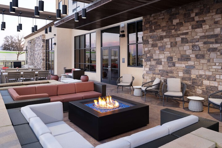 Terrace/Patio 37 of 38
