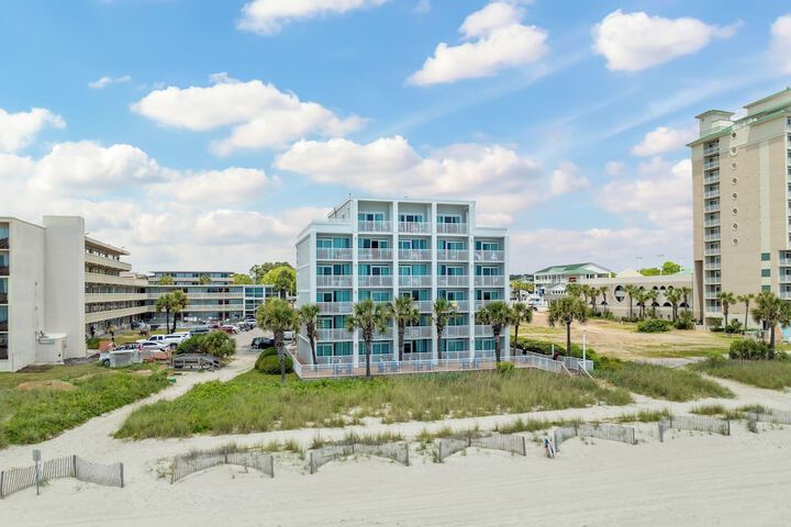 The Sandbar Hotel Trademark Collection by Wyndham