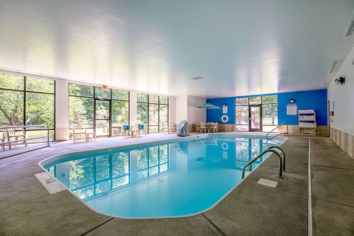 Pool 6 of 39