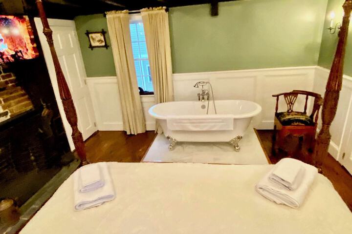 Room 13 of 56