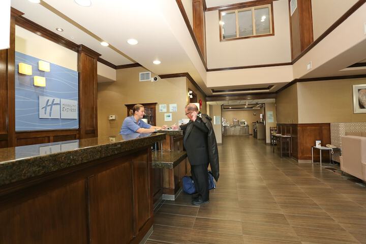 Hotel 5 of 89