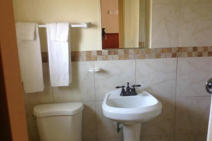 Room 18 of 25