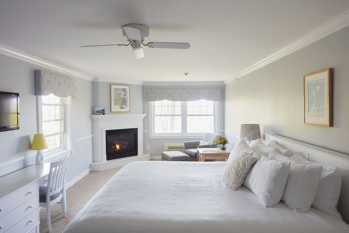 Room 15 of 68