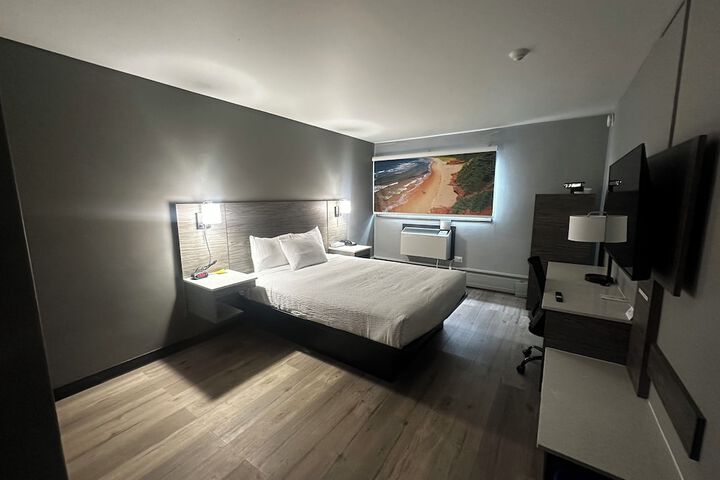 Days Inn & Suites by Wyndham Summerside