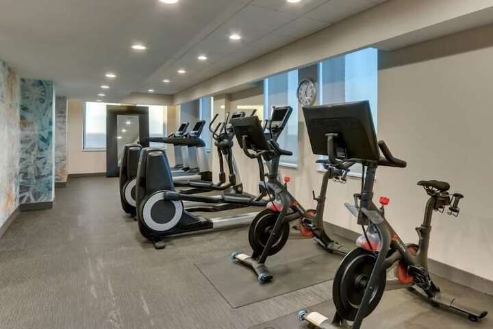 Threefoot Hotel Meridian, a Tribute Portfolio Hotel