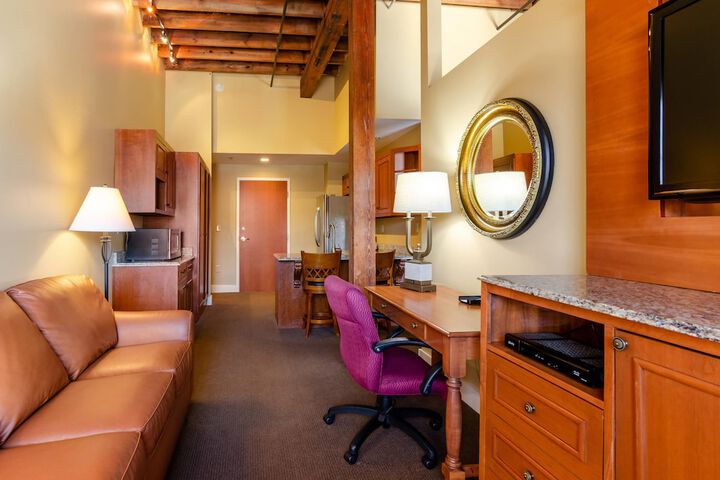 Jackson Park Inn an Ascend Collection Hotel