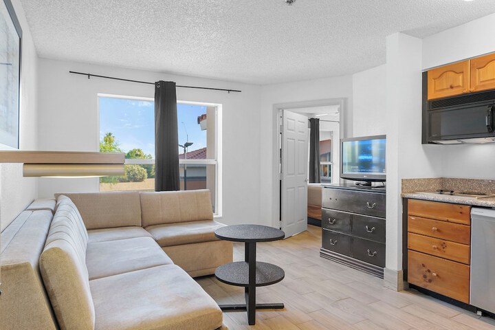 Metro Scottsdale Extended Stay