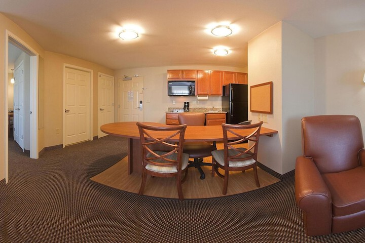 Room 13 of 31