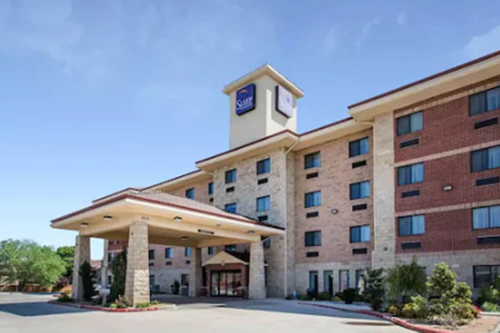 Hotel 1 of 18