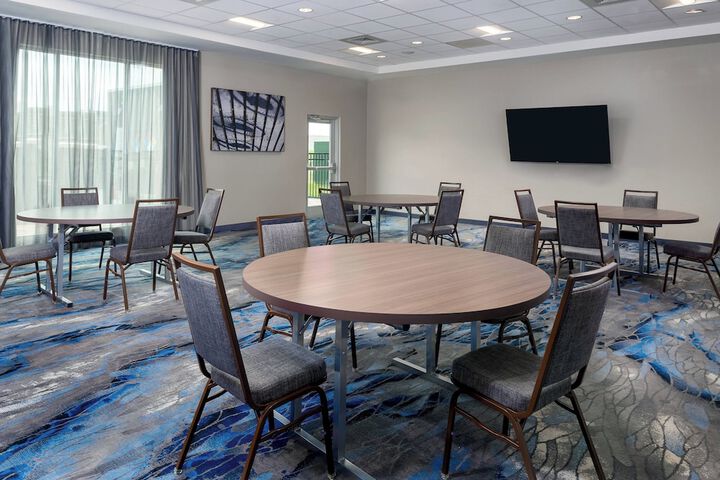 Fairfield Inn & Suites by Marriott Charlotte Monroe
