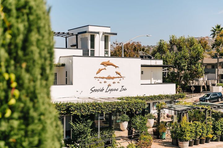Laguna Cove Hotel