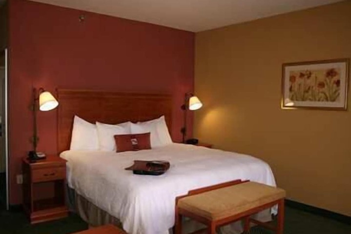 Room 13 of 26