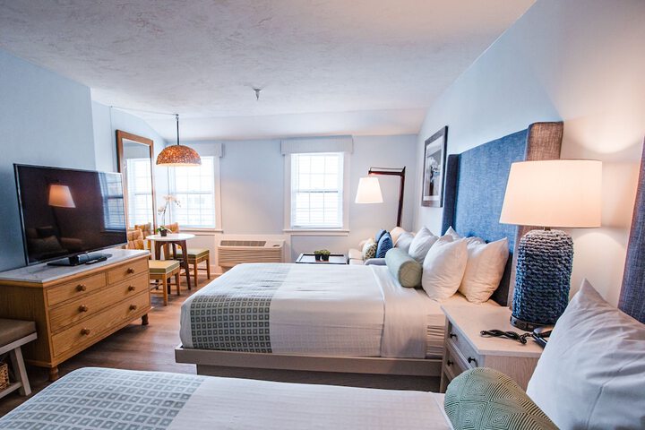 Sea Crest Beach Resort