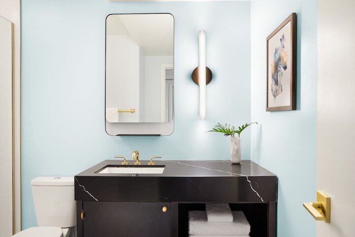 Kimpton Alton Fishermans Wharf by IHG