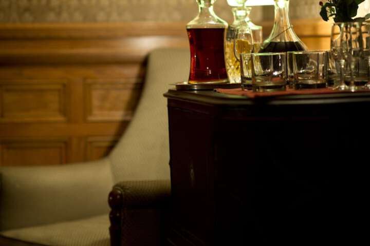 Lounge 60 of 63