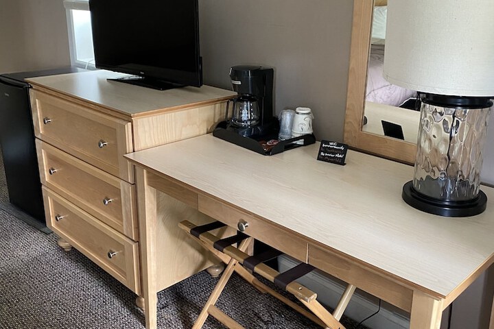 Room 16 of 51