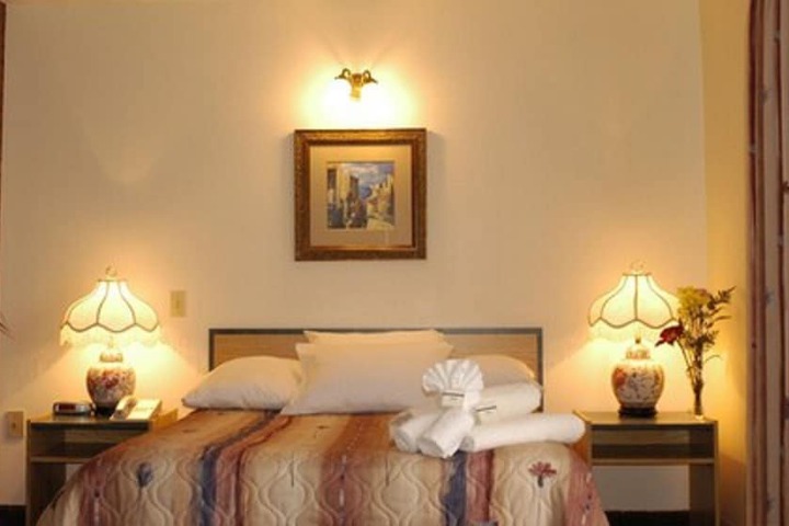 Room 13 of 31