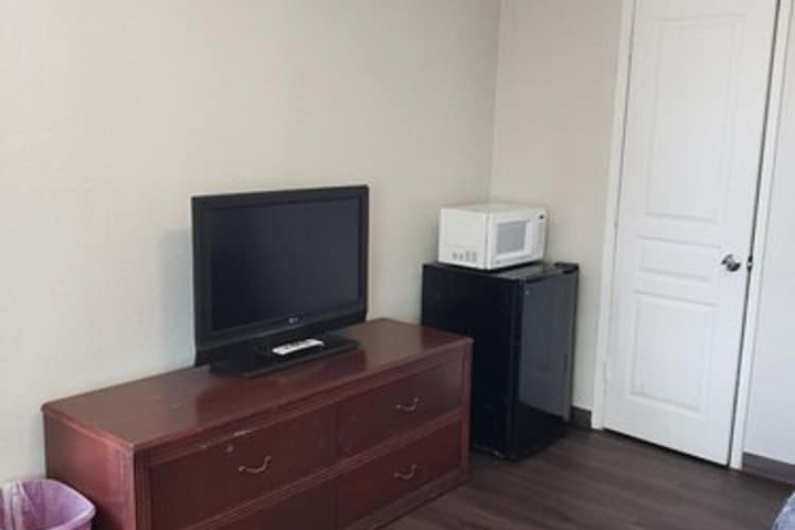 Room 4 of 21