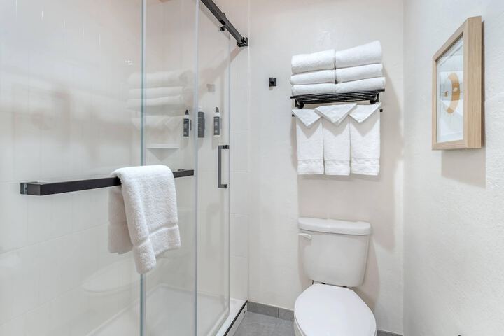 The Sandman Santa Rosa Sonoma an Ascend Collection Hotel