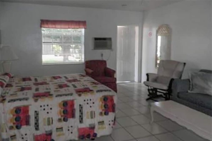 Room 40 of 58