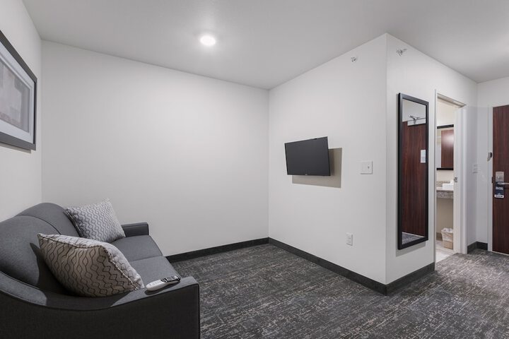 Room 51 of 75