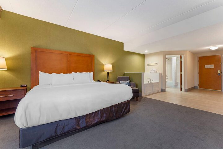 Comfort Inn & Suites LaVale - Cumberland