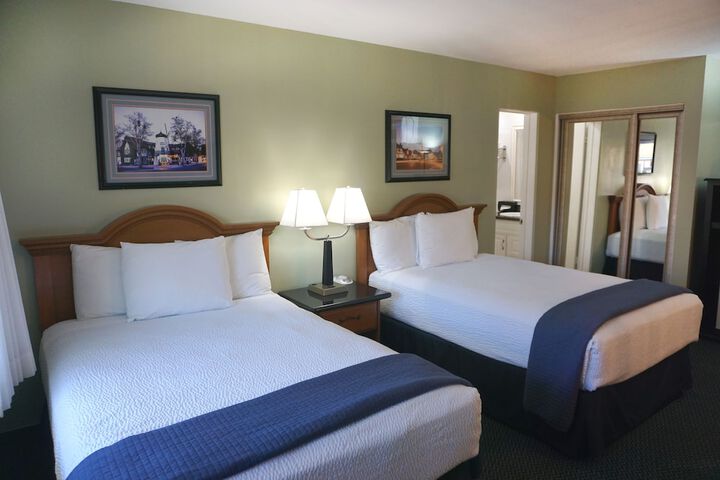 Room 53 of 111