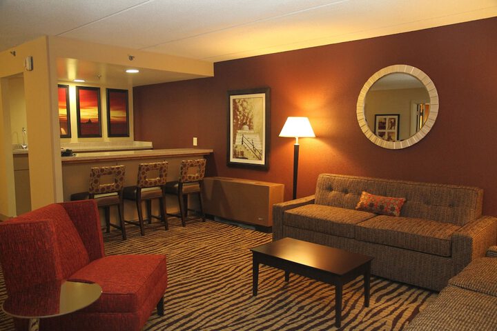 Room 35 of 46