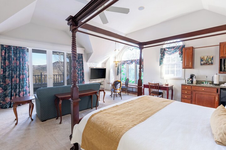Nordic Village Resort