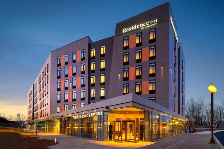 Hotel 3 of 60