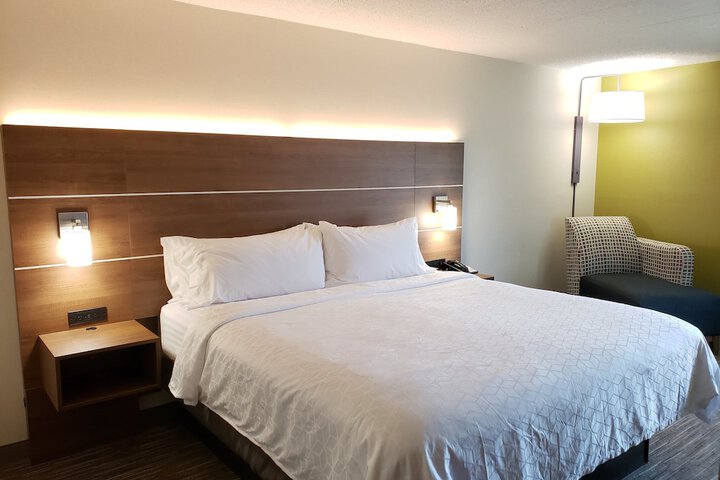 Holiday Inn Express Edgewood-Aberdeen-Bel Air by IHG