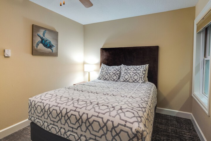 Rockaway Beach Vacation Rental Near Beach Access!