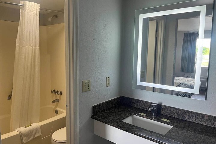 Motel 6 Saint George SC – I-95