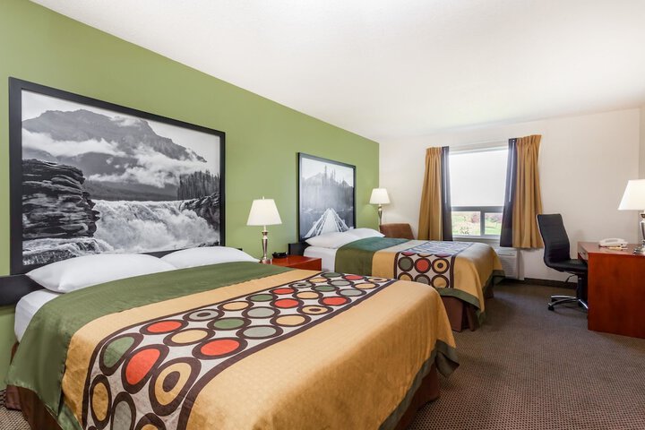 Room 28 of 53