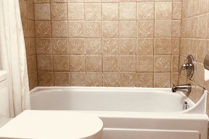 Room 24 of 60