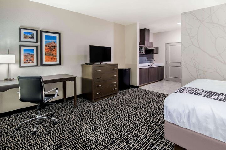 Room 26 of 78