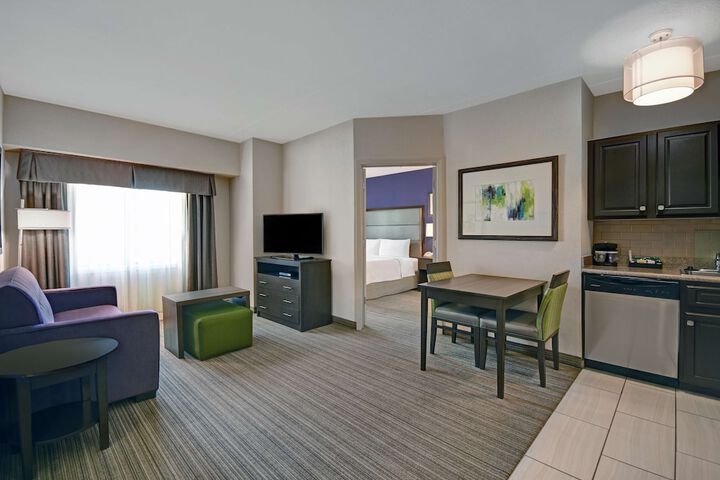 Room 28 of 54