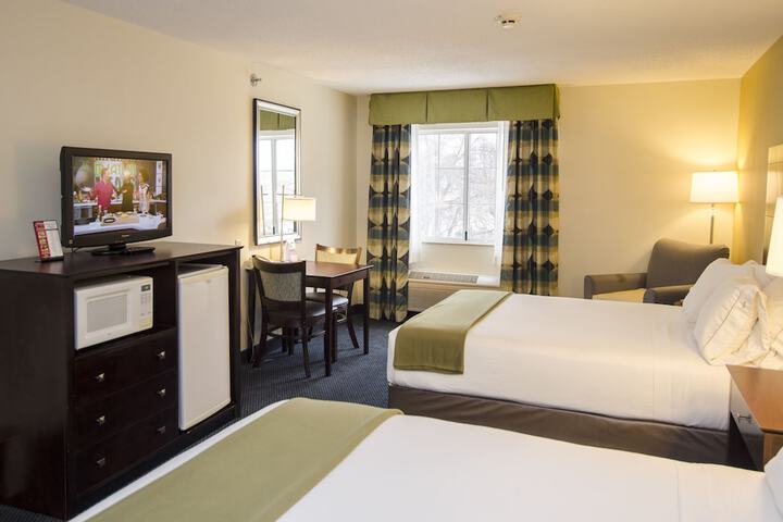 Room 52 of 82