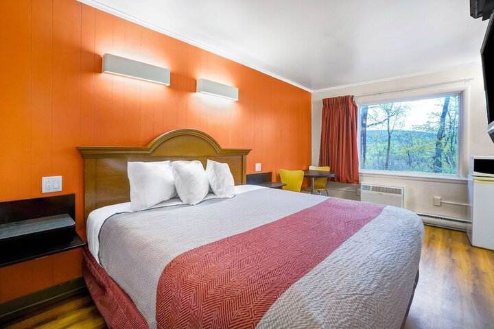 Room 22 of 25