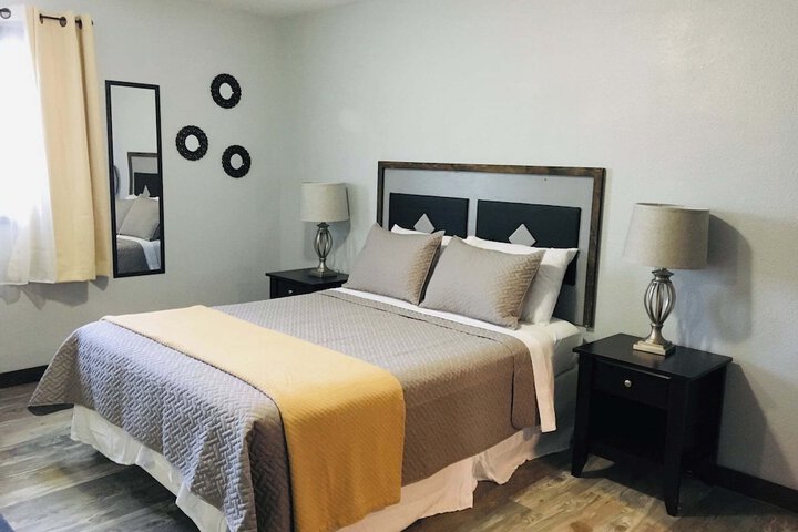 Room 44 of 79