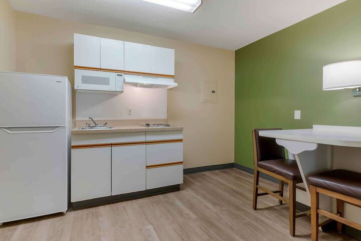 Room 18 of 24