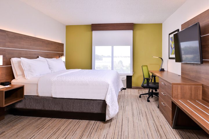 Room 42 of 67