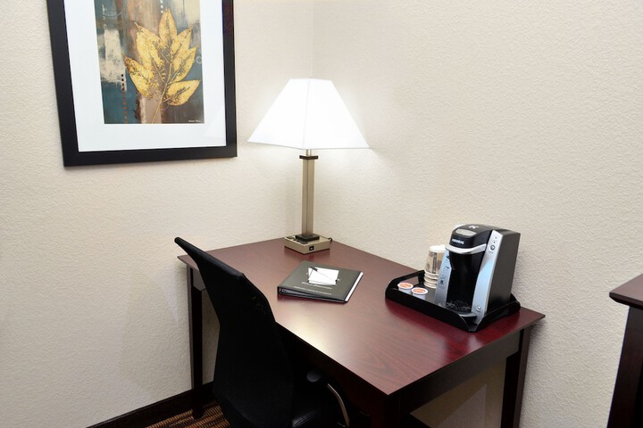 Room 53 of 105