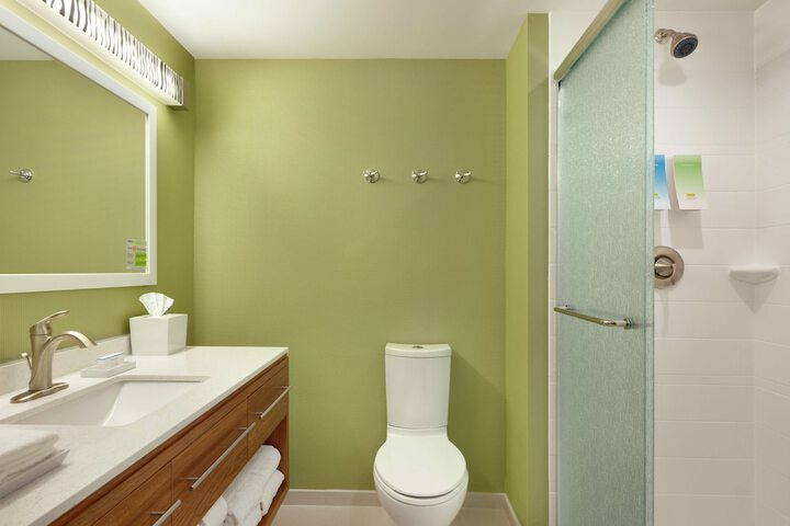 Room 14 of 27