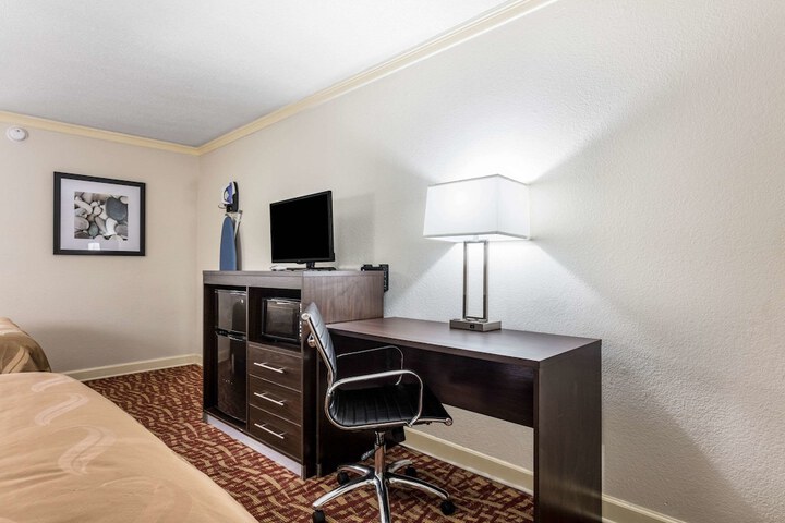 Room 18 of 45