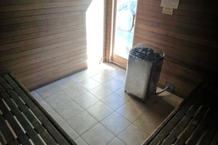 Spa 18 of 23