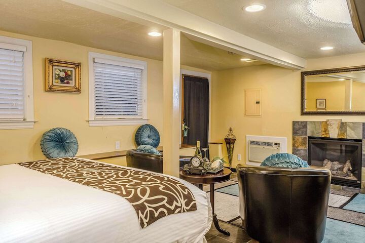 Room 44 of 53