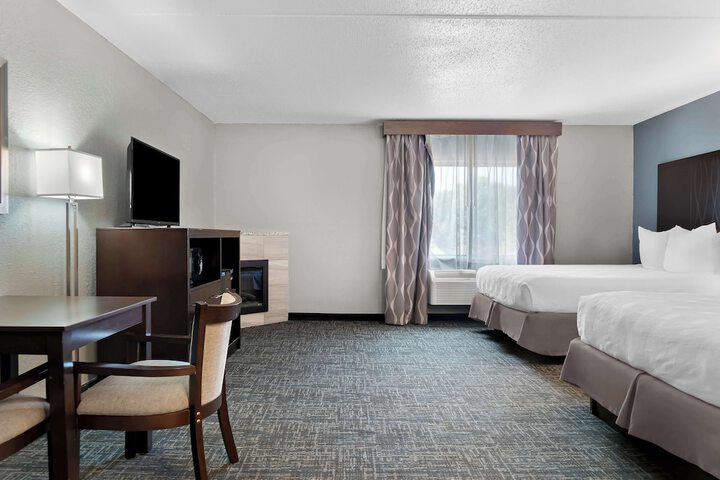 Best Western Plus Flint Airport Inn & Suites