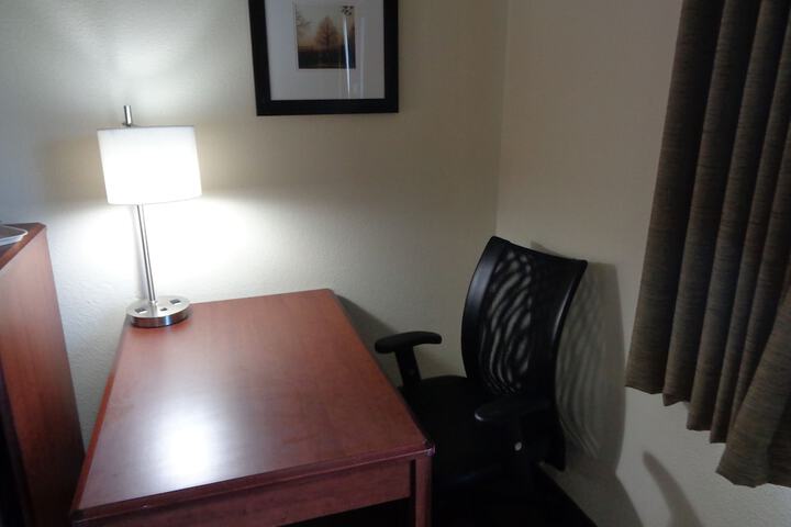 Room 32 of 52
